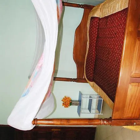Serene Hotel Kampala Room photo